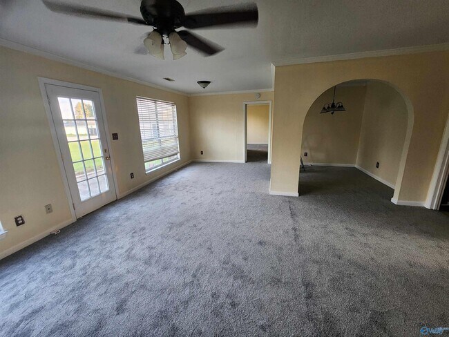 Photo - 109 Brenna Ln