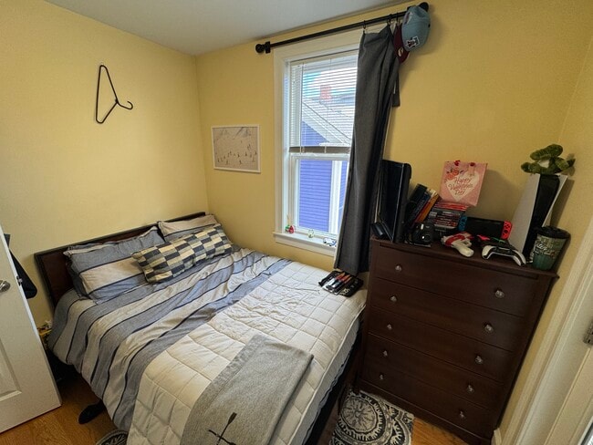 Photo - 183 River St Unit 2