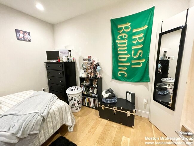 Photo - 42 Washburn St Unit 1