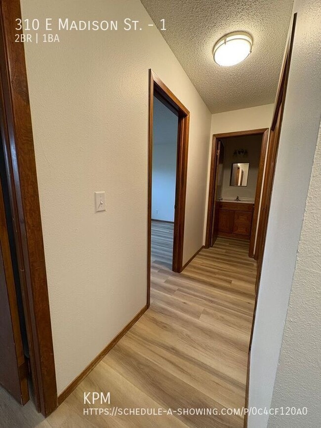 Photo - 310 E Madison St Unit 1