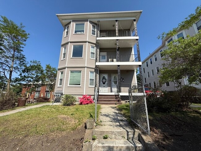 Building Photo - 32 Woodbine St Unit 1