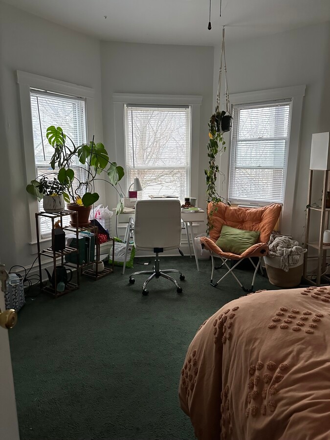 Photo - 723 Lawrence St - Utilities Included