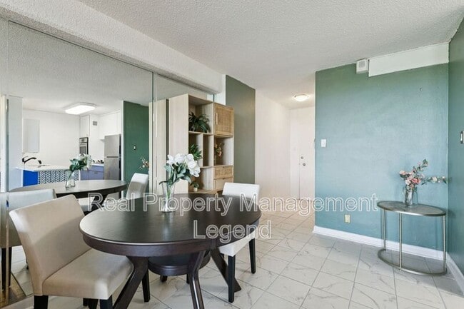 Photo - 3883 Turtle Creek Blvd