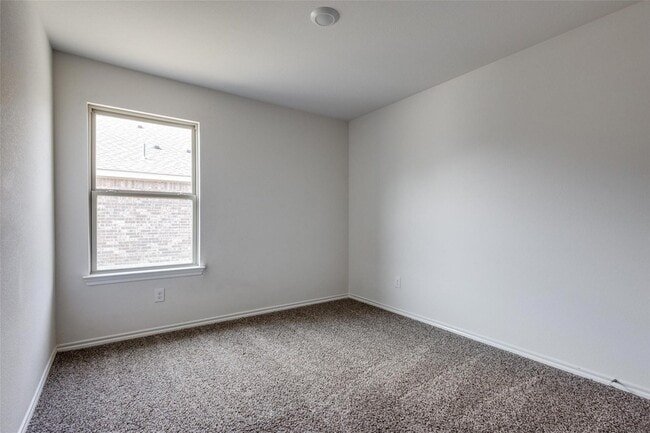 Photo - 808 Saddle Horn Way