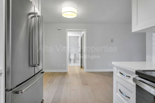 Photo - 709 Agate St Unidad Apt 1