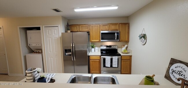 Building Photo - 6076 Maggies Cir Unit 111 Rental