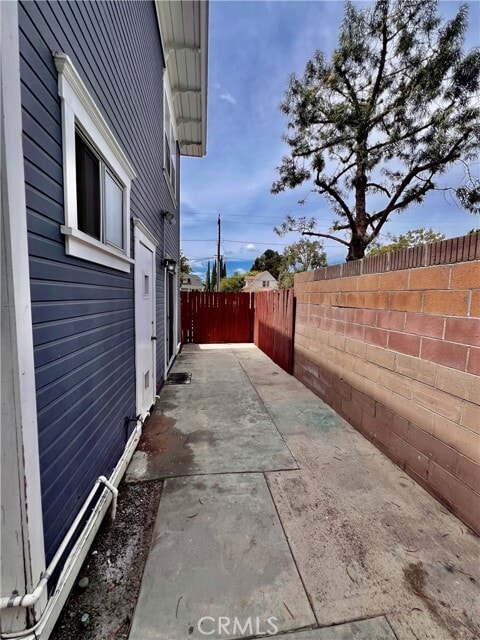 129 W Palmyra Ave