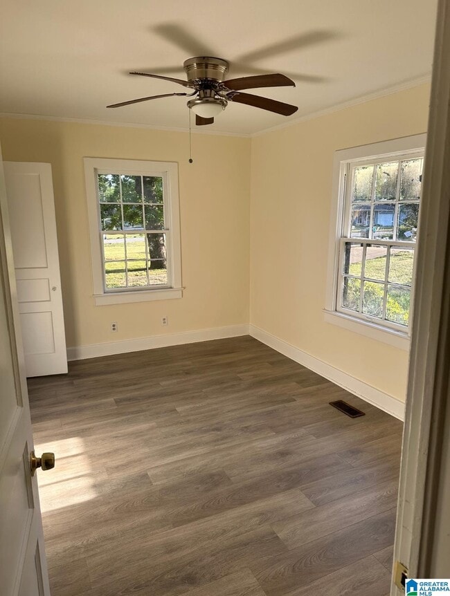 1105 Pineview Rd