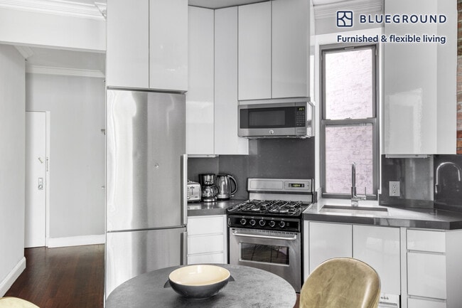 Photo - 248 Mott St Unit FL4-ID805