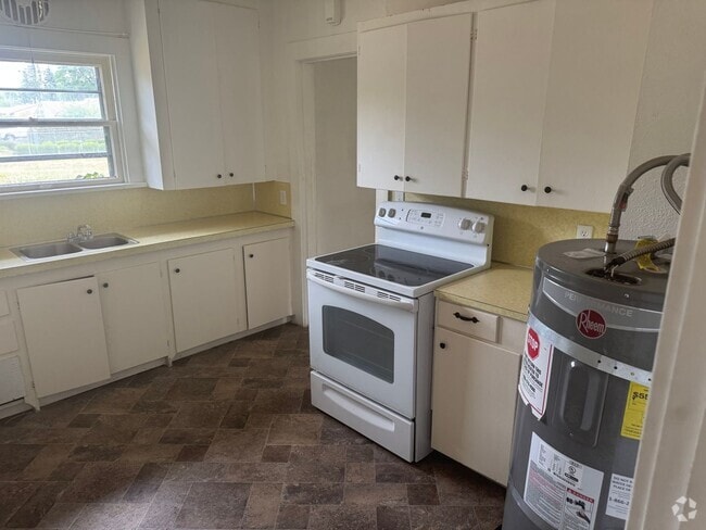 Building Photo - AA01 Unit 2357 Rental