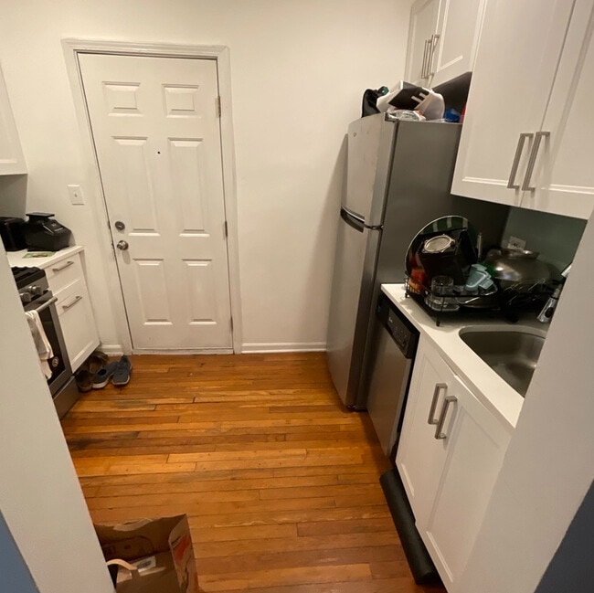 Photo - 677.5 W Wrightwood Ave Unidad 2S