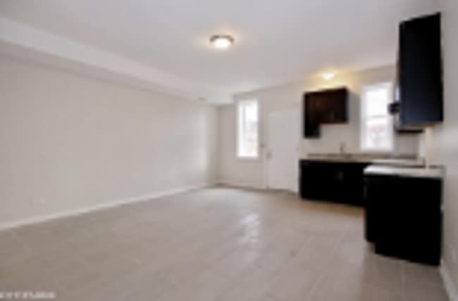 Photo - 7311 S Stewart Ave Unit 7313 - 1