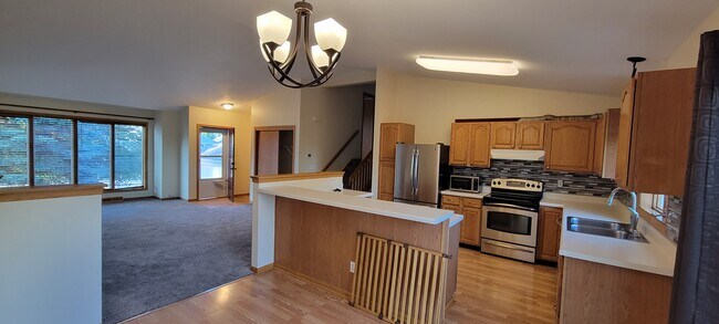 Photo - 6401 Toribrooke Ln