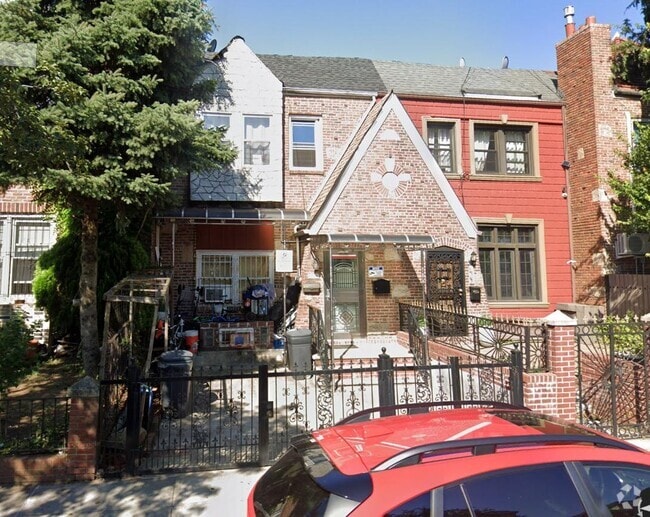 Building Photo - 26-48 91st St Rental