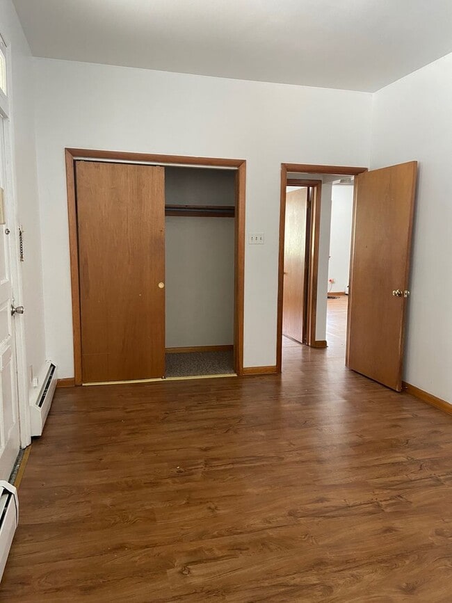 Building Photo - 232 W Catawissa St Unit 232 W Catawissa 2nd FL Front Rental