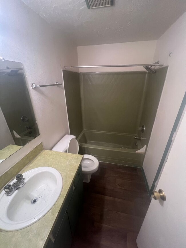 Building Photo - milm37 Unit 5334