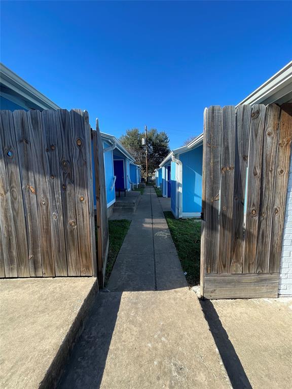 Photo - 8208 Sam Rayburn Dr