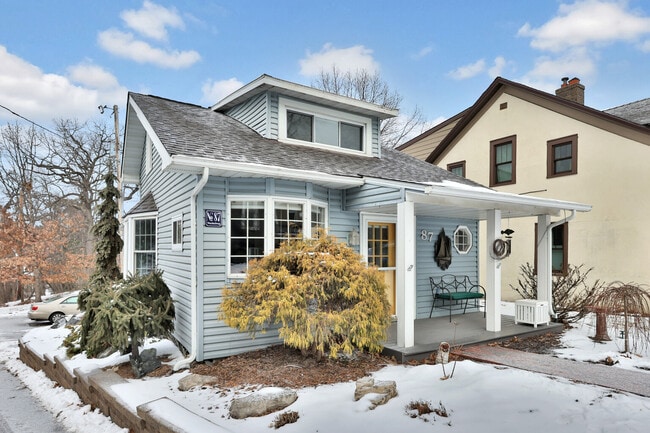 Photo - 87 Quail St