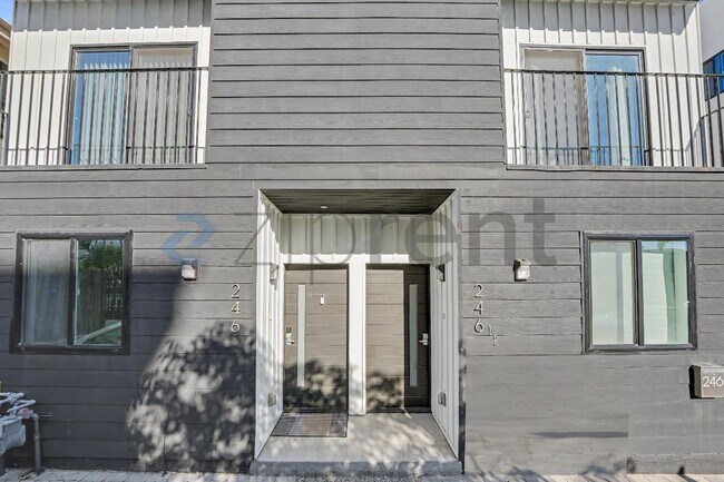 Photo - Unit 246-1/2