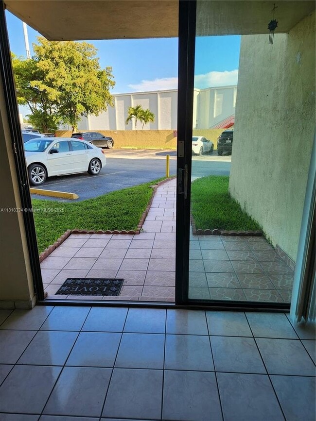 Building Photo - 2055 SW 122nd Ave Unit 117-117 Rental