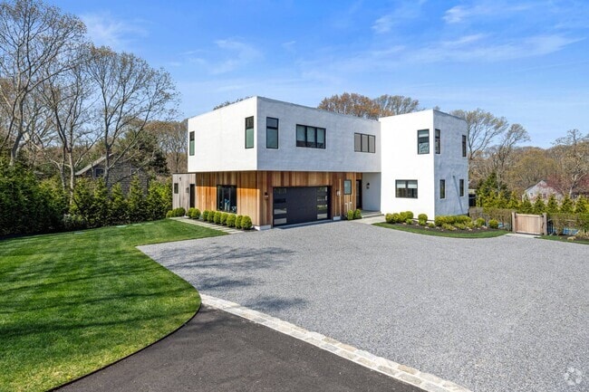 Building Photo - 130 Highview Dr Rental