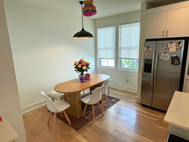 Photo - 106 Cooper St