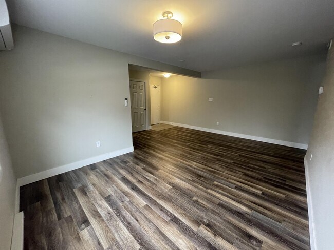 Photo - 4 Mitchell St Unit 12