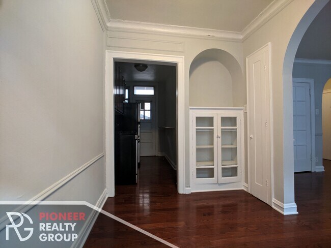 Photo - 542 W Surf St Unit N2