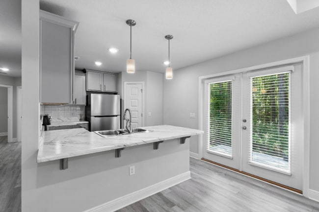 Photo - 2886 N 14th Ave