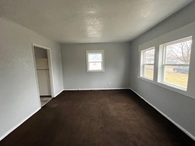 Photo - 233 S Chicago St