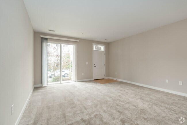 3BR 2.5BA 1463SF