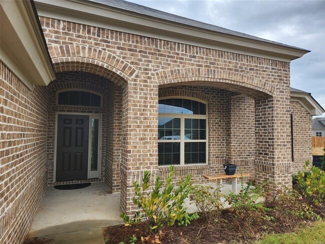Photo - 292 Hedgefield Dr