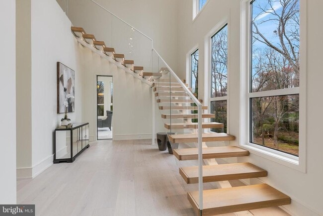 Photo - 8757 Brook Rd