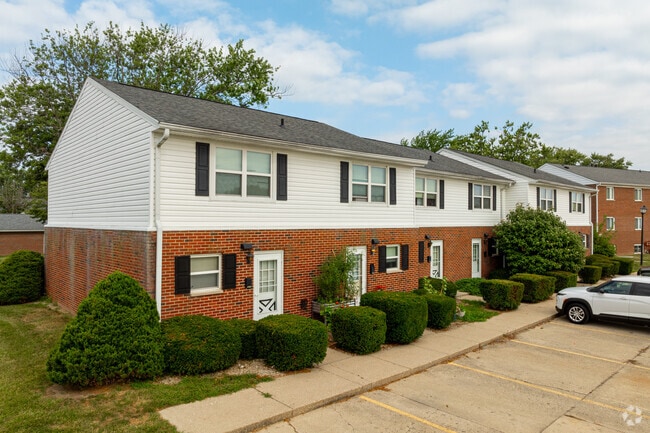 Building Photo - MAPLE CREST Rental
