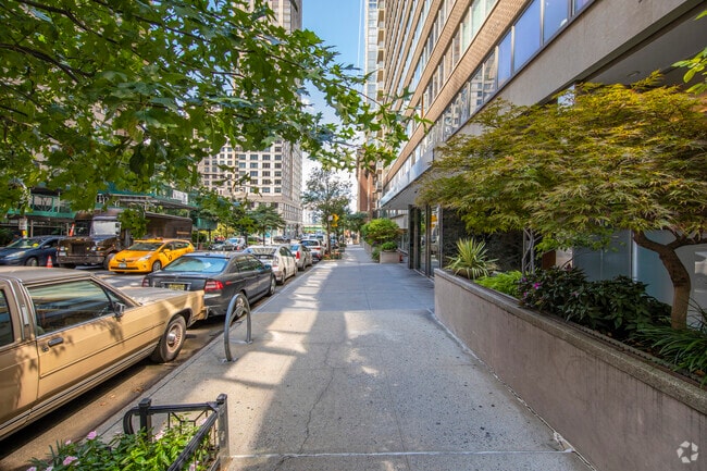 Photo - Presidential Tower