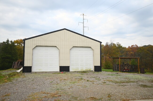 Photo - 615 Concord Rd