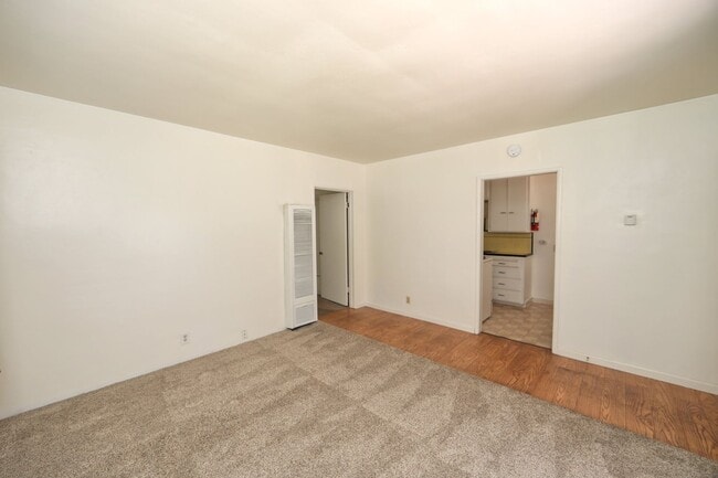 Photo - 4225 V St