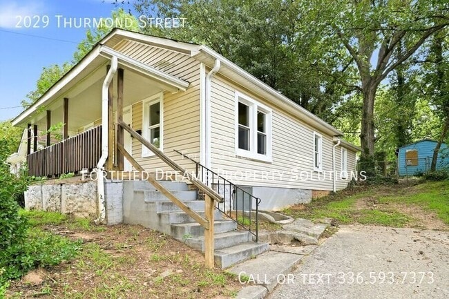 2029 Thurmond St