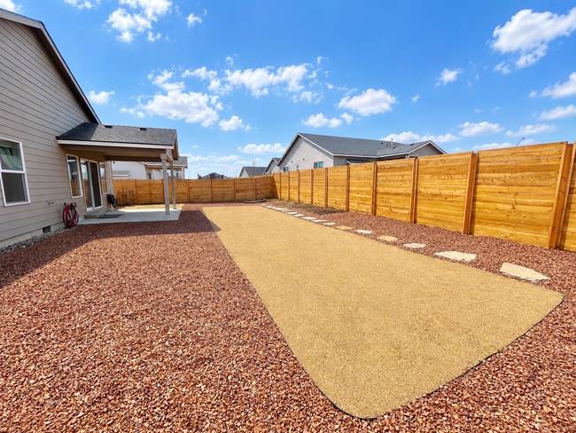 1239 NW Golf Course Dr