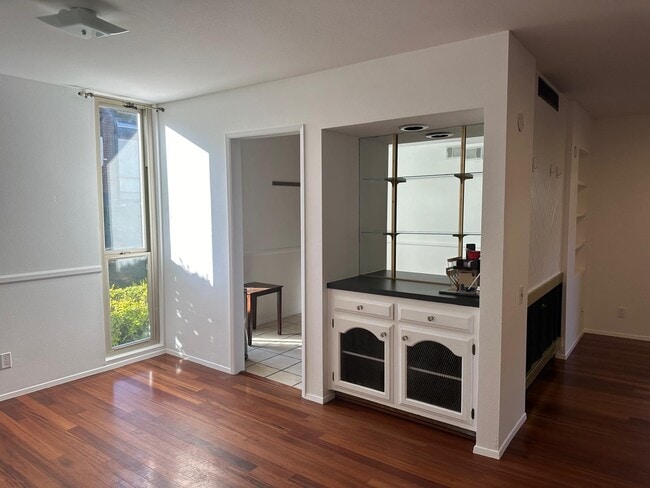 Photo - 31515 Lindero Canyon Rd Unidad Westlake Village