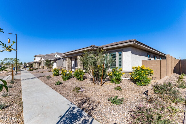 19084 E Caledonia Dr