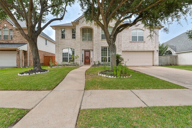Photo - 15707 Sandisfield Ln