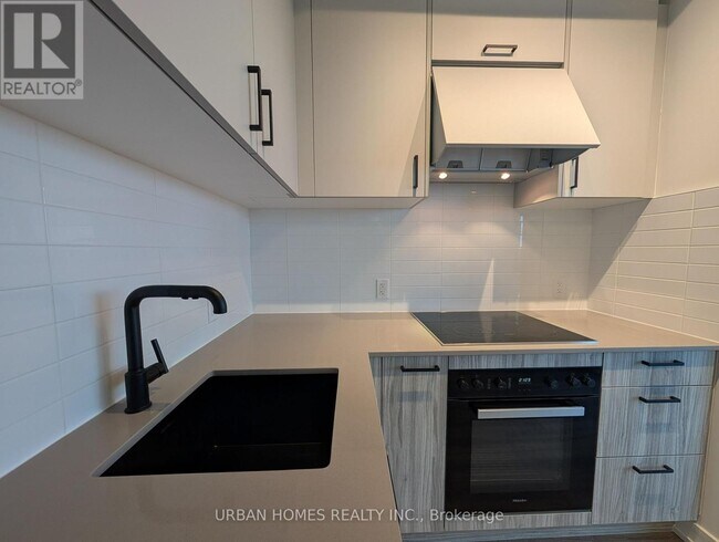 Photo - 5 Quarrington Ln Unit 1907