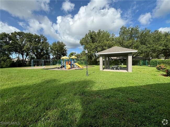 Building Photo - 9200 Middle Oak Dr Rental
