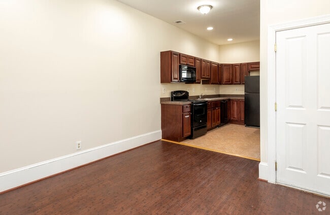 2HAB, 1BA - 1,000 ft² - 1709 Saint Paul