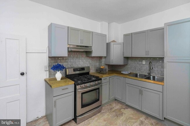 Photo - 244 N Felton St