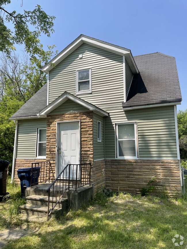 Building Photo - 2602 Brunswick Ave Rental