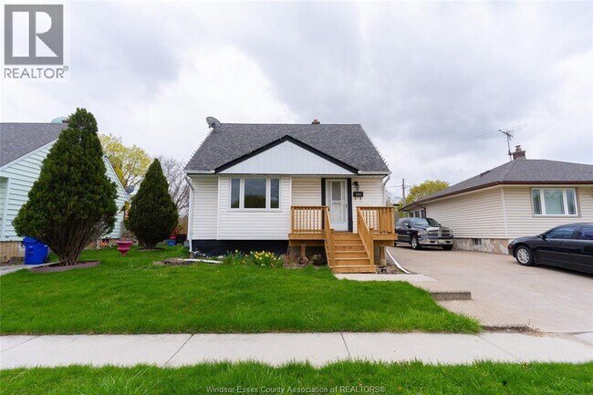 Photo - 1951 Larkin Rd