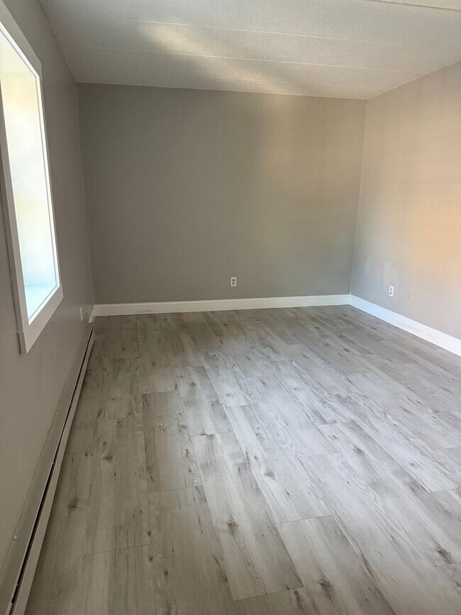 Photo - Oversized 2BR Apartment Unit 262-65