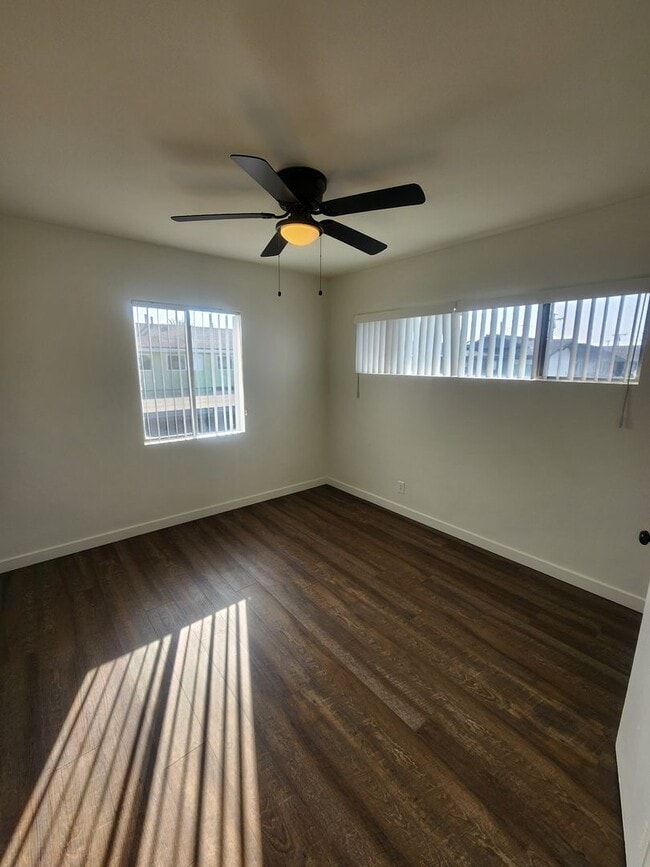 Photo - Raymond Unit B